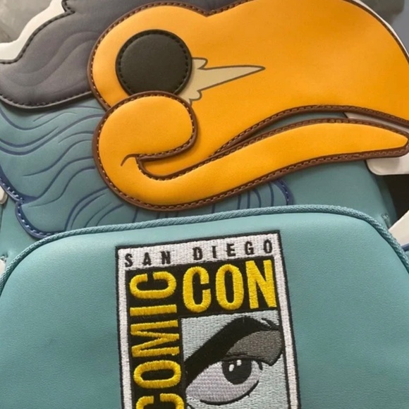 LOUNGEFLY  SAN DIEGO COMIC CON NWT RETIRED RARE - Picture 4 of 4